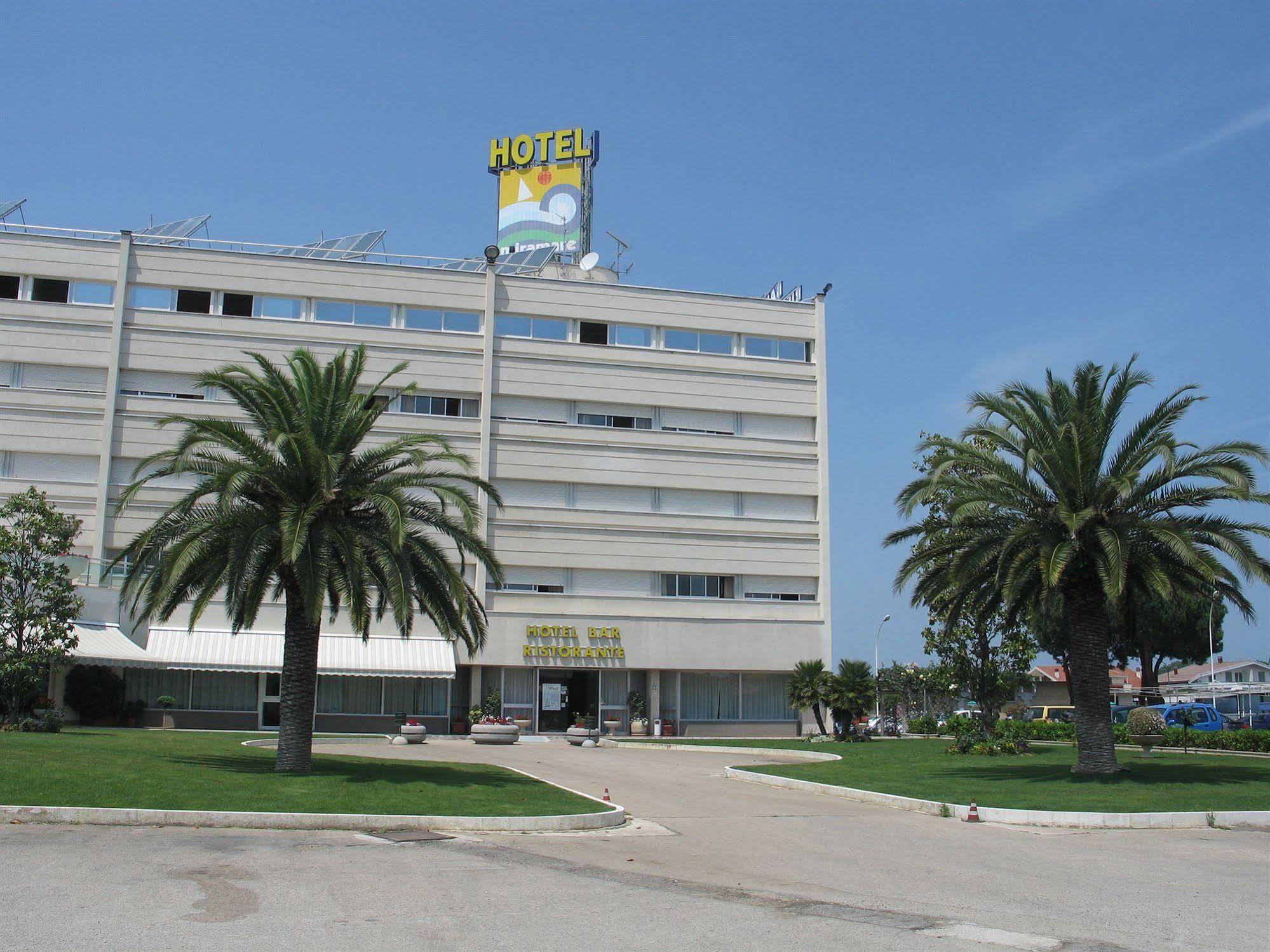 Hotel Miramare Pescara Exterior foto